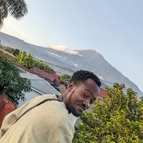 Chrisberth - Private Tour Guide in Arusha