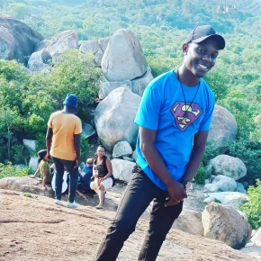 Meet Nkosilathi Checha in Bulawayo - Your Local Friend & Expert - ID889 - Photo 3