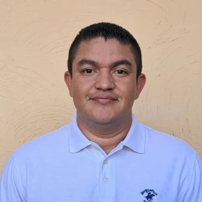 Meet Claudio, your local expert in Managua
