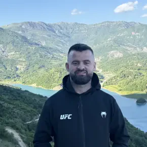 Meet Arjan, your local expert in Tiranë - Photo 6