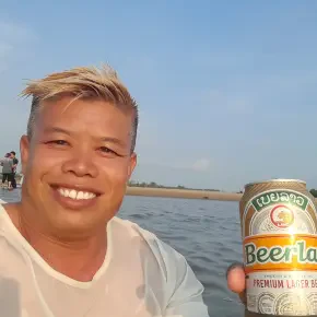 La - Private Tour Guide in Pakse
