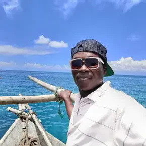 Vuai Salum - Private Tour Guide in Zanzibar - Photo 2