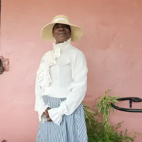 Euell Dixon - Private Tour Guide in Charlotte Amalie - Photo 2