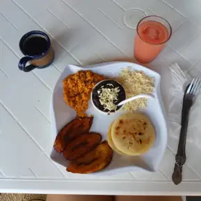 Home Restaurant in Bejuma, Venezuela - with Josmer - Photo 3