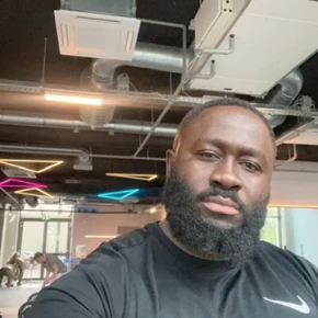 Meet Benjamin ofori, your local expert in Amsterdam - Photo 1