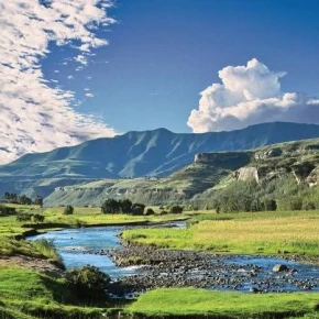 Hike of the Malutis in Maseru - Photo 1